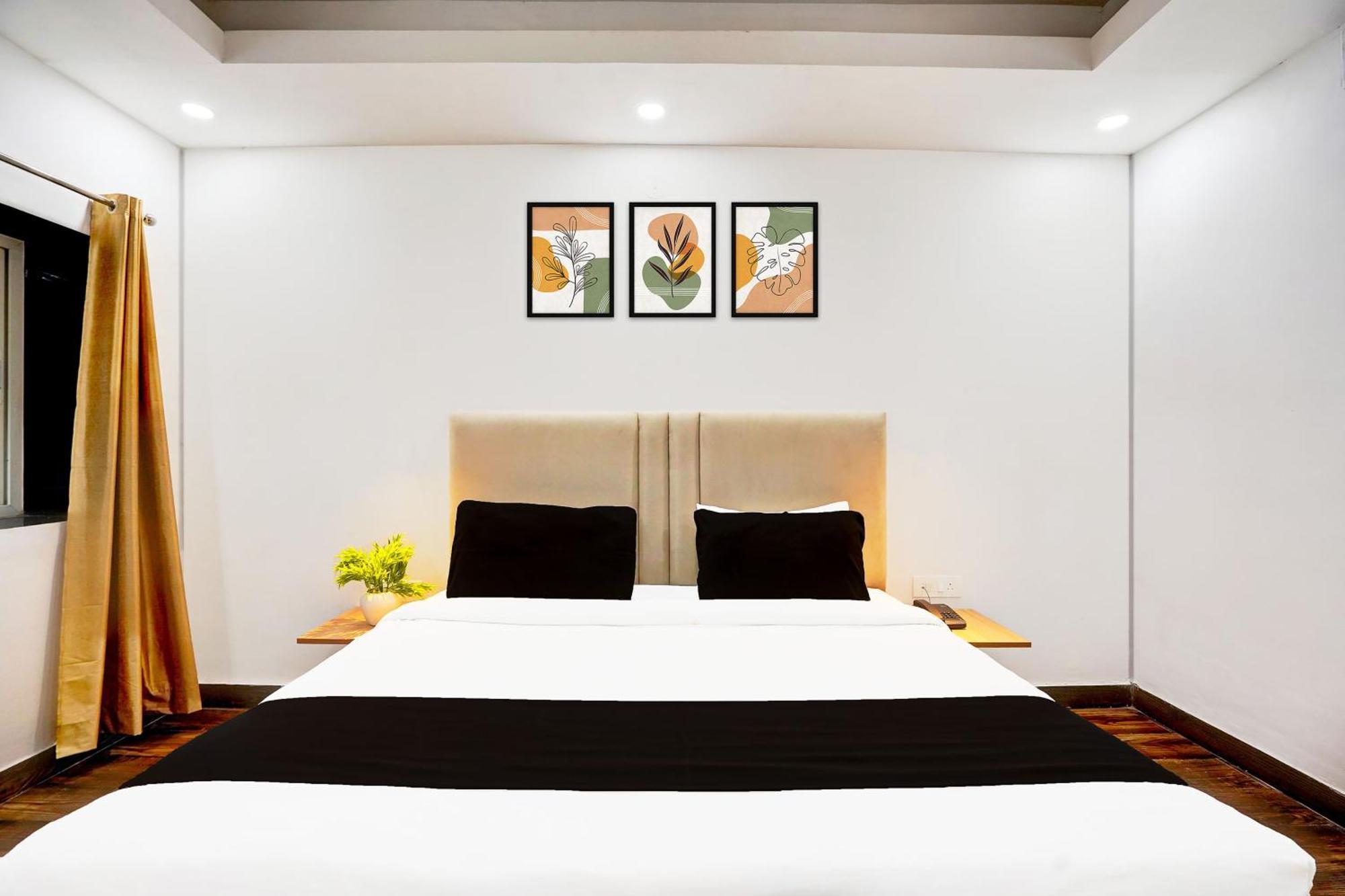 Super Townhouse Sector 104 Noida Hotel Екстериор снимка